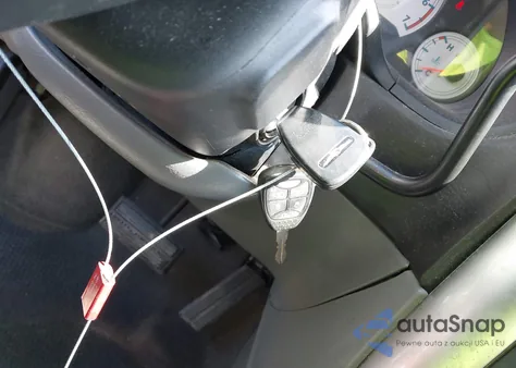 2006 Chrysler Town & Country Touring from USA, damaged, VIN 2A4GP54L36R820920